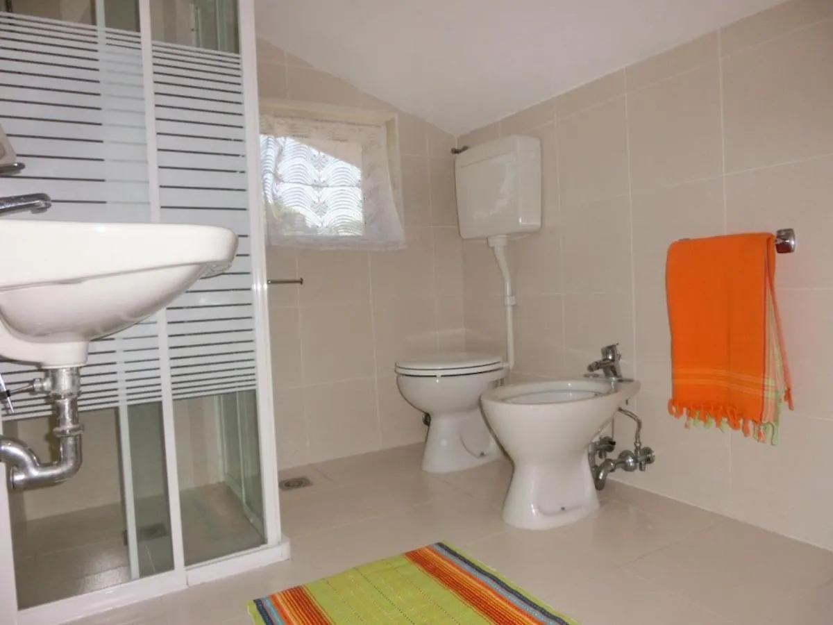 Three-Bedroom Villa With Garden, Parking And Ac Bibione 0*,  Italia